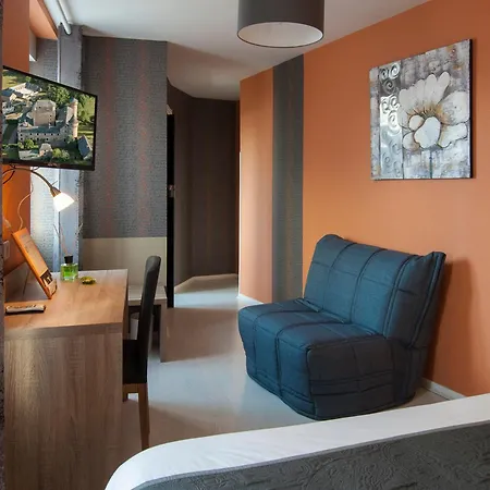 Logis Restaurant Cazes Arazat 3* Laissac