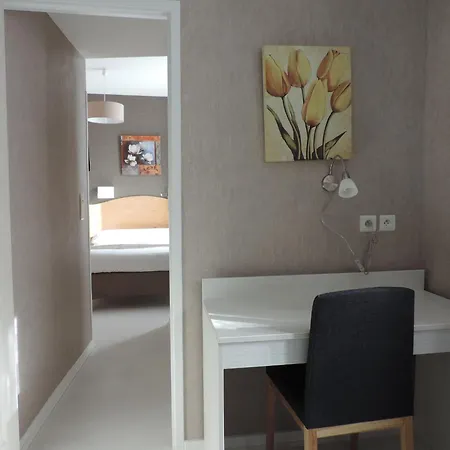 Logis Restaurant Cazes Arazat فندق