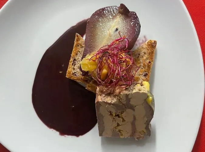 Hotel Logis Restaurant Cazes Arazat Laissac