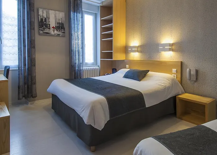 Logis Restaurant Cazes Arazat Hotel 3*