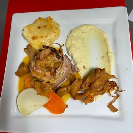 Logis Restaurant Cazes Arazat