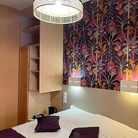 Hotel Logis Restaurant Cazes Arazat 3*