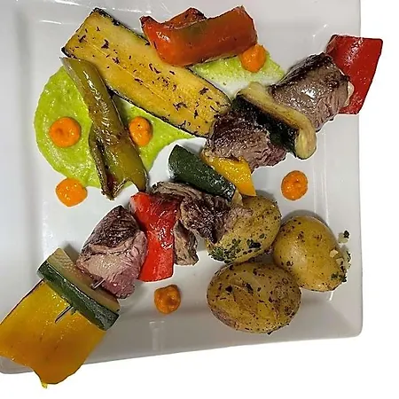 Logis Restaurant Cazes Arazat Laissac