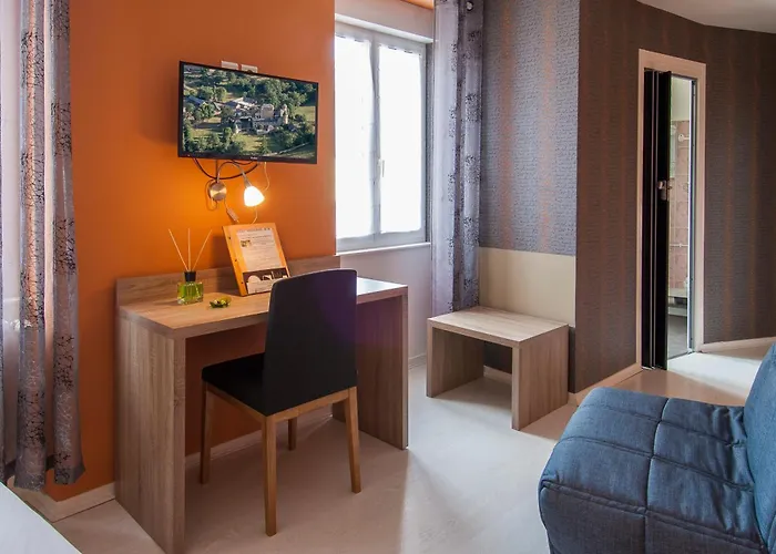 Logis Restaurant Cazes Arazat Laissac