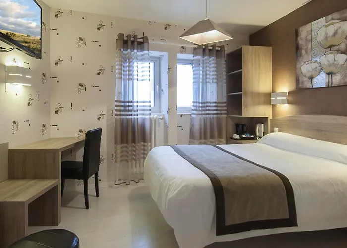 Logis Restaurant Cazes Arazat Hotel