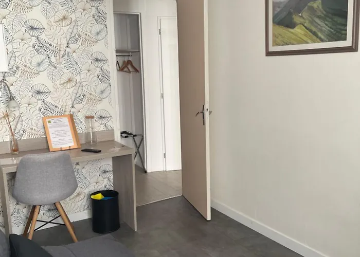 Logis Restaurant Cazes Arazat Laissac