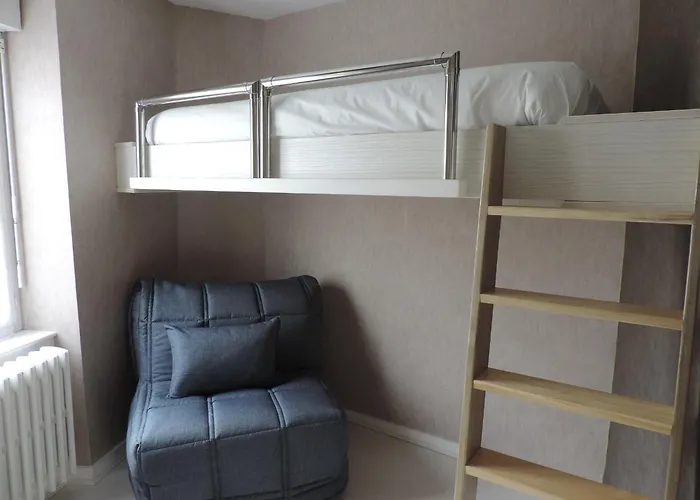 Logis Restaurant Cazes Arazat Laissac