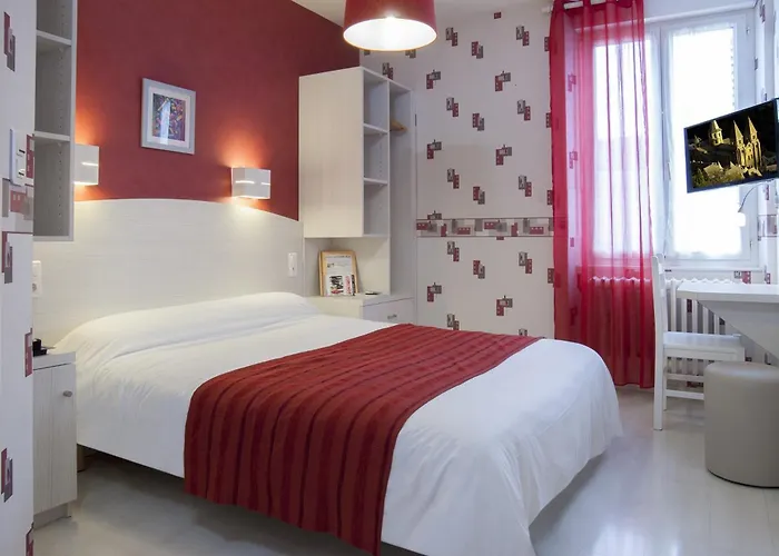 Hotel Logis Restaurant Cazes Arazat